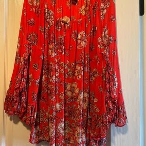 Bell sleeve floral blouse